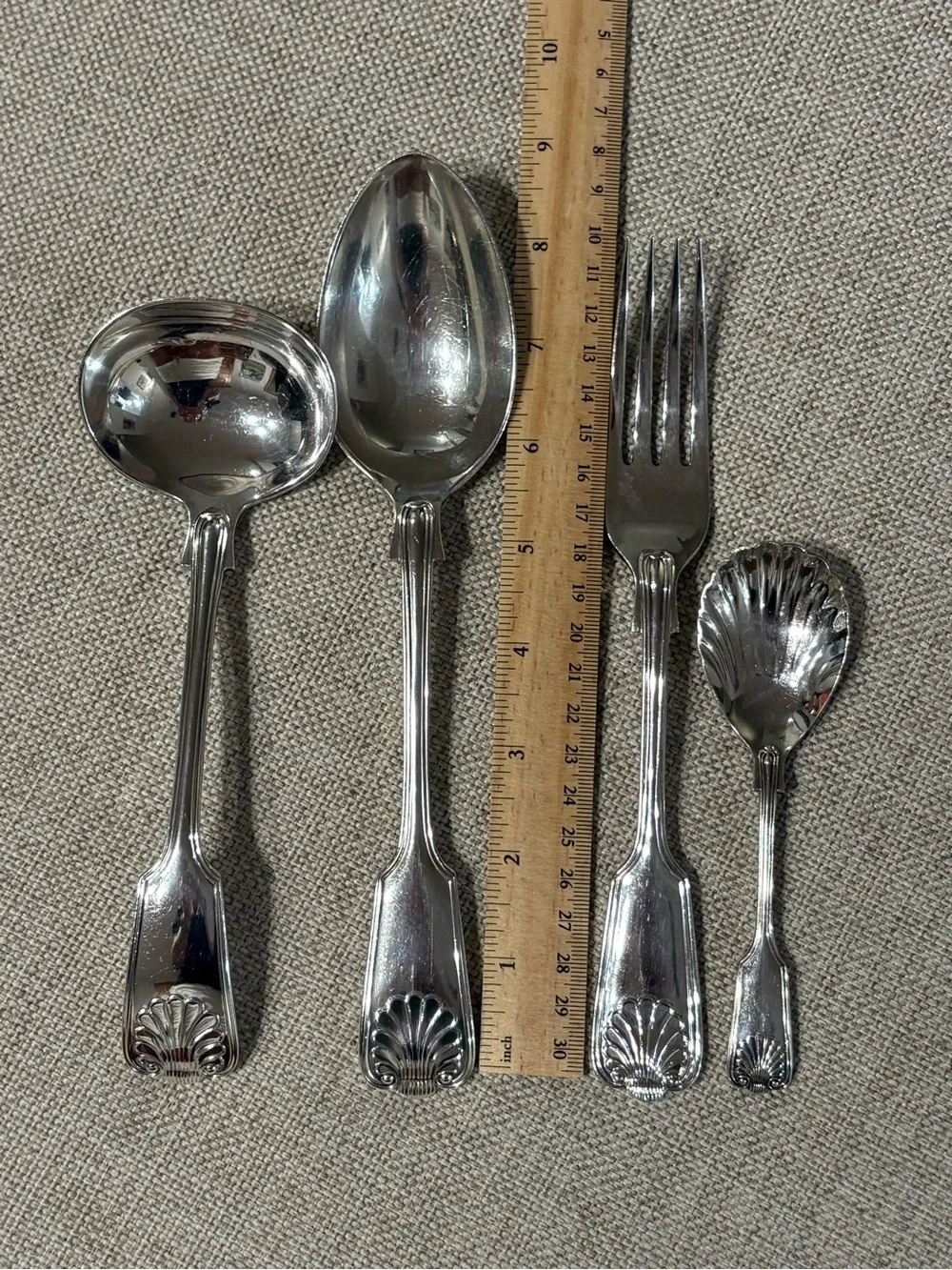 Vintage Roberts & Belk Sheffield England Shell Motif Serving Set 4 Pc